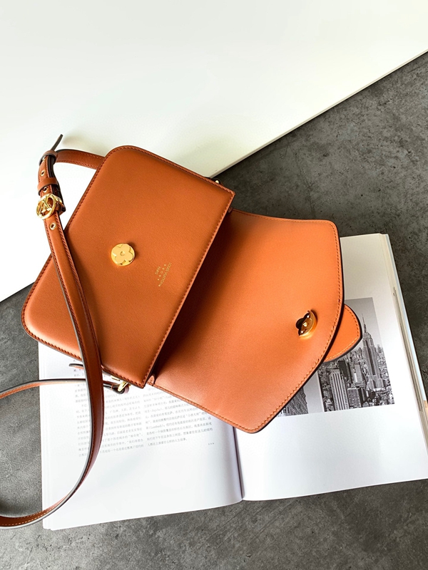 ルイヴィトンバッグ素材ディテール